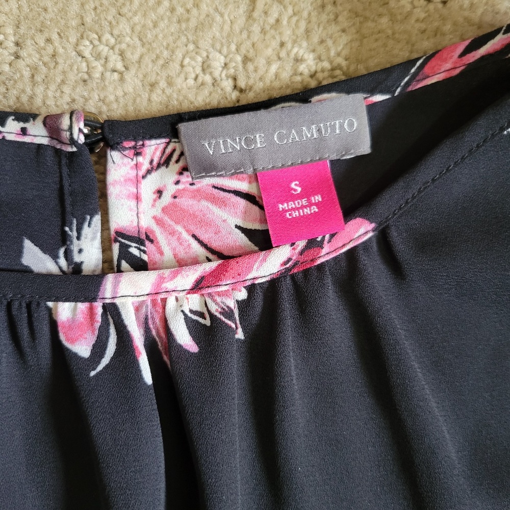 Vince Camuto Sheer Floral Accordion Sleeve Tunic Blouse Black Pink Size Small - Picture 2 of 12